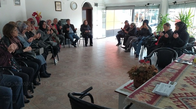 Muhtar Şaduman Singin Şehitlerimiz İçin Dua Programı Yaptı