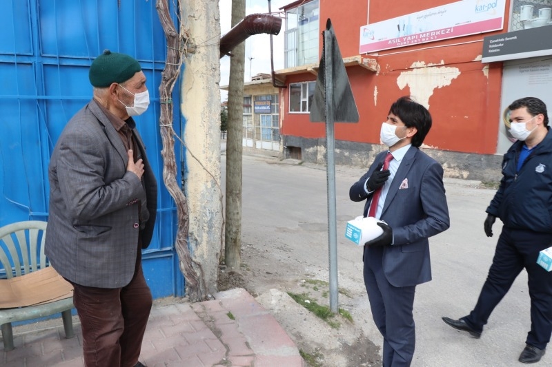 Korona virüs nedeniyle iş yeri kapanan esnaf ve işçiye nakit desteği