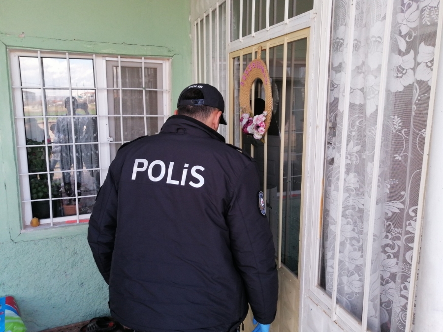 Üvey kardeşlerin bilgisayar kavgası kanlı bitti: 1’i ağır 2 yaralı