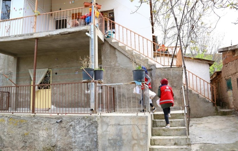 30 Günde 30 Bin Ramazan Paketi Dağıtımı Başladı