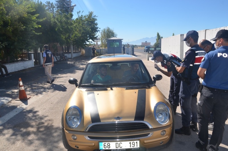 Aksaray karayollarında Covid-19 denetimi