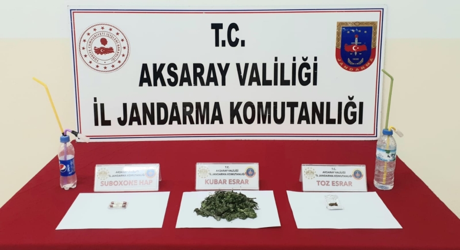 Uyuşturucu ve uyarıcı madde ticareti yapan iki şahıs yakalandı