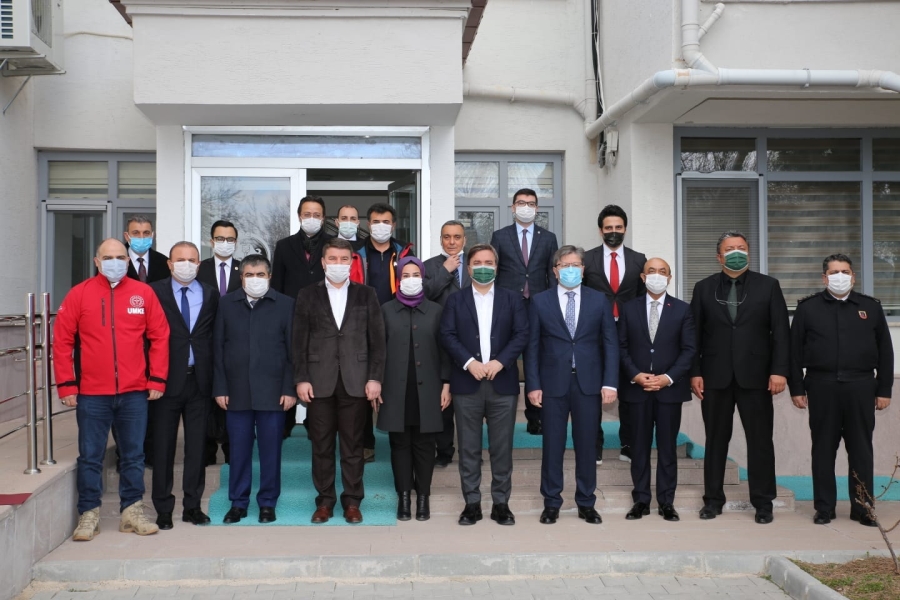 Belediye Başkanı Evren Dinçer Covid 19 Değerlendirme Toplatısına Katıldı