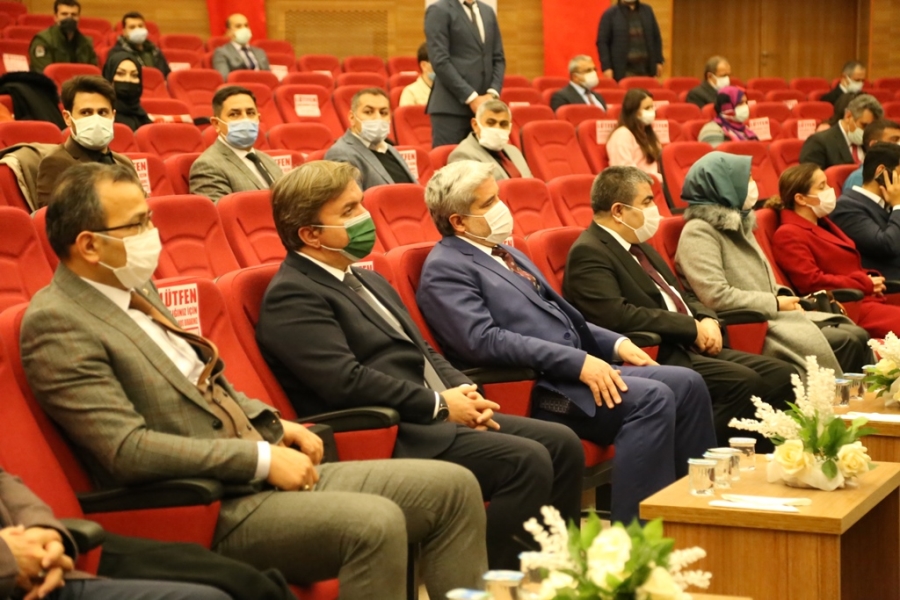 ÇANAKKALE VATAN VE BAYRAK SEVGİSİNİN ADIDIR