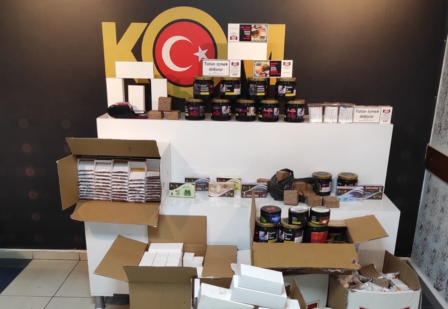 Bandrolsüz Tütün ve Makaron Satışı Yapan 2 Kişi Yakalandı