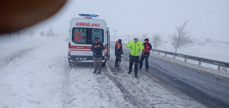 Aksaray'da olumsuz hava koşulları nedeniyle mahsur kalan 117 vatandaş kurtarıldı