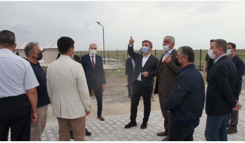 Vali Aydoğdu Tuzgölü Karşılama Merkezi ve Tuzgölü Obasını ziyaret etti.