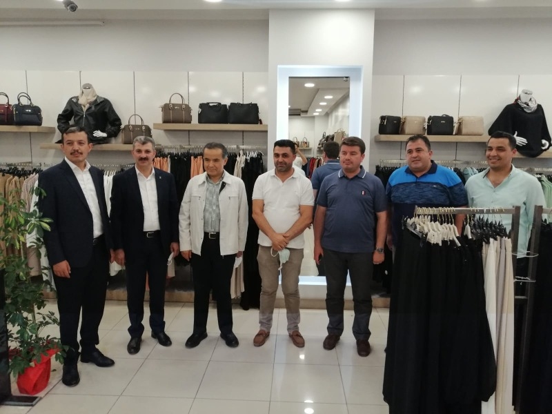 AK PARTİ ESNAF ZİYARETİNİ SÜRDÜRÜYOR