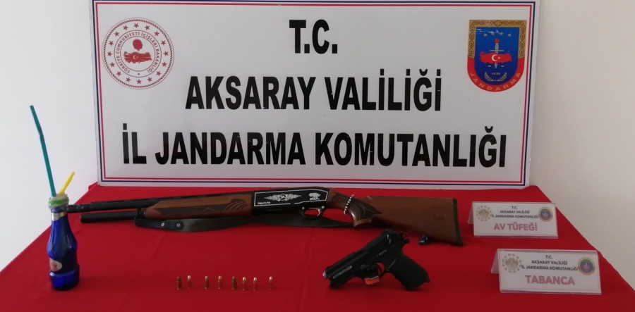 Aksaray'da organize suç örgütüne yönelik yapılan baskında 2 kişi yakalandı