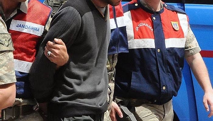 Aksaray jandarması uyuşturucu imalatı yapan ve satan 3 kişiyi yakaladı