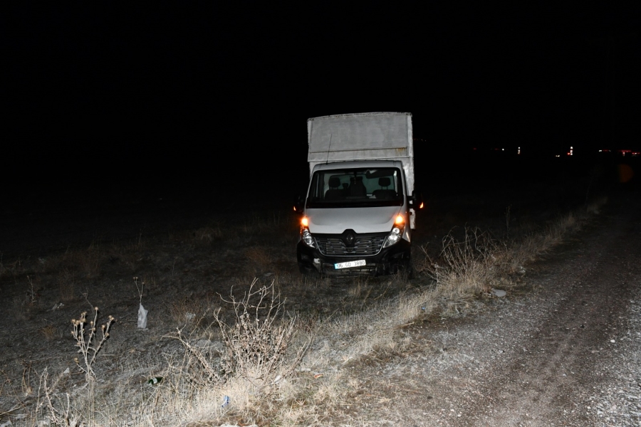 Aksaray Adana Karayolunda Meydana Gelen Kazada 2 Kişi Yaralandı
