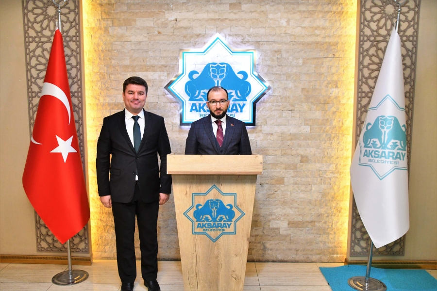 Hazine ve Maliye Bakan Yardımcısı Yunus Elitaş, Esnafları ve Başkan Dinçer'i Ziyaret Etti