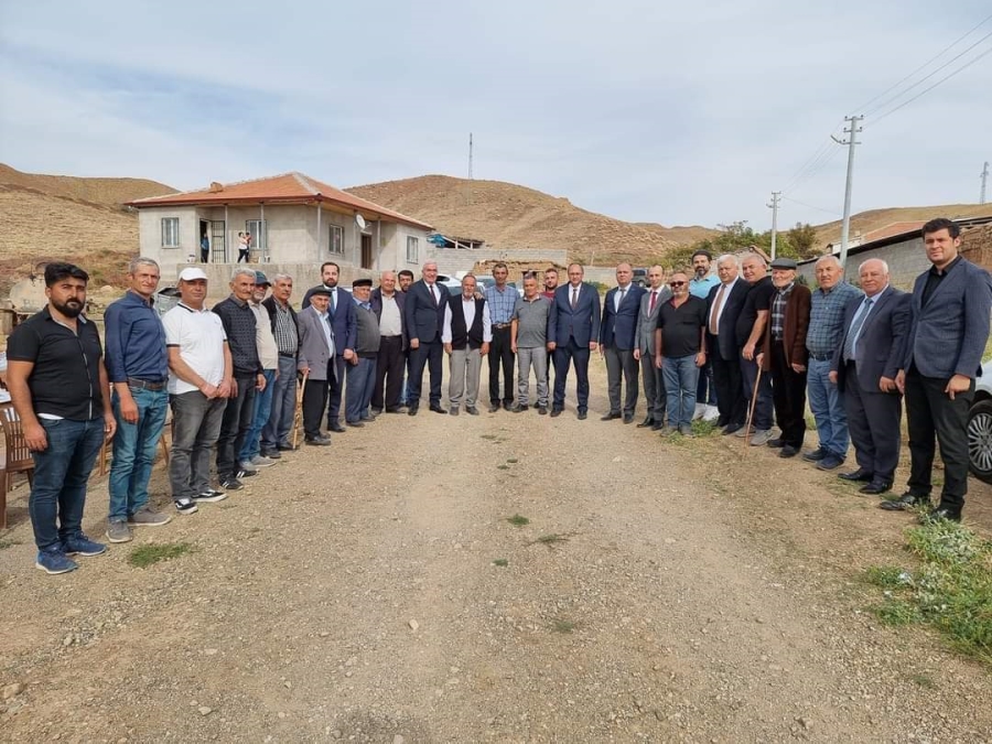 MHP HEYETİ KÖYLERİ ZİYARET ETTİ;