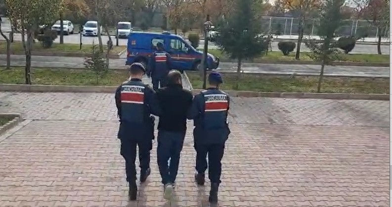 Aksaray’da Dolandırıcılık Suçundan Aranan 1 Kişi Yakalandı
