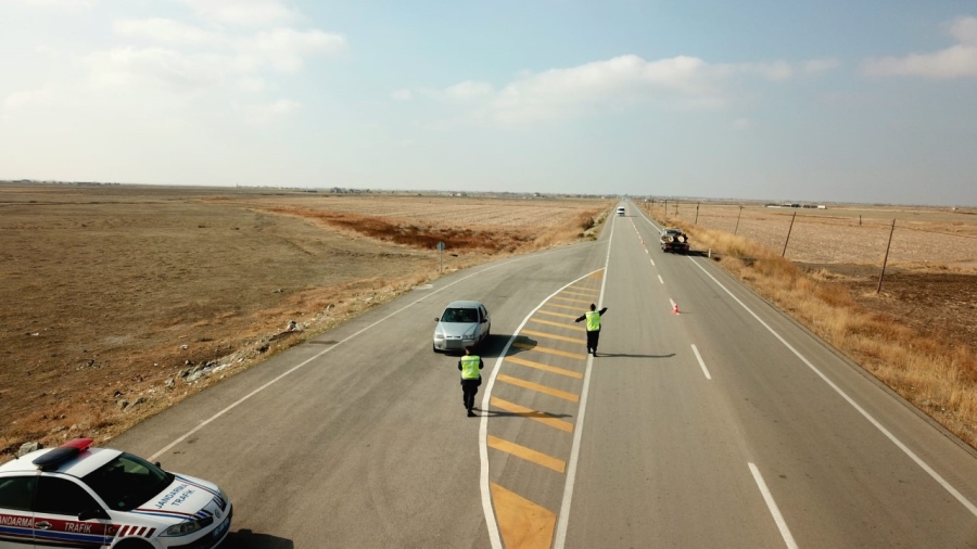 Aksaray Trafik jandarması bütün araçları havadan denetledi