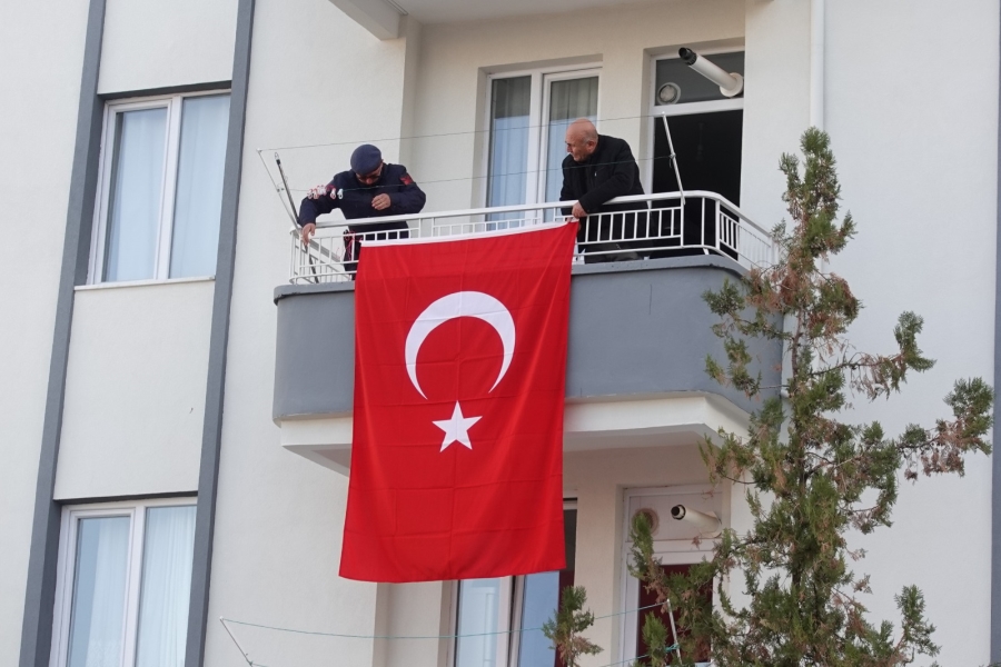 Aksaraya yine bir şehit ateşi daha düştü