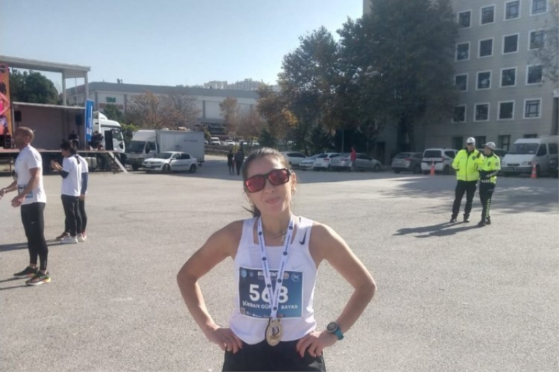 Maratoncular Manisa'ya dereceyle döndü