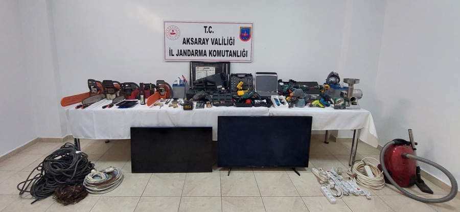 Aksaray'da Evden Bahçeden Tarladan Hırsızlık Yapan 3 Kişi Yakalandı