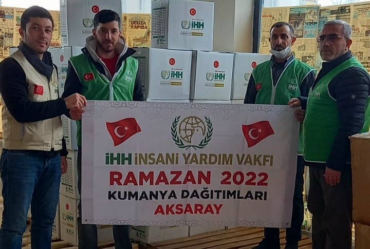 İHH'DAN 3000 AİLEYE YARDIM