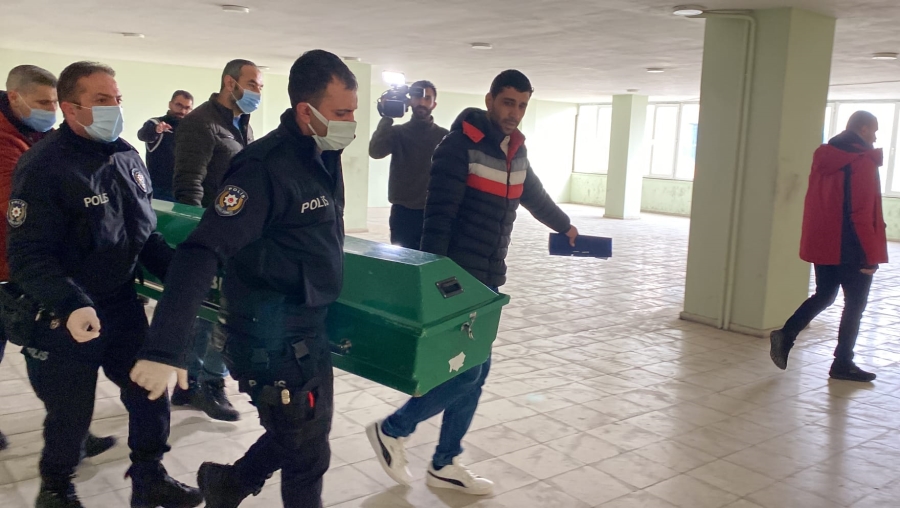Aksaray'da iş merkezinde merdivenden düşen vatandaş hayatını kaybetti