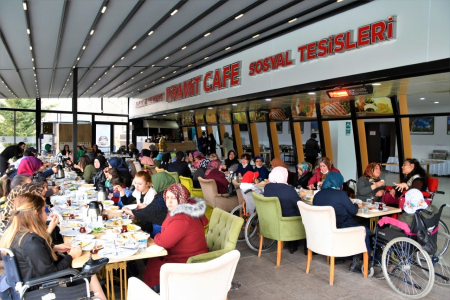 Aksaray Belediyesi’nden Dünya Kadınlar Gününde Anlamlı Buluşma