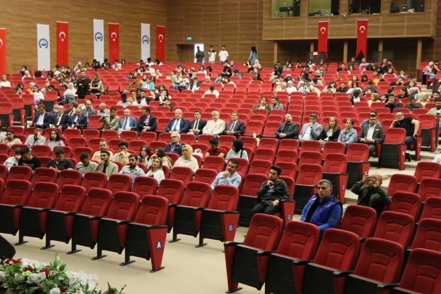 Hasandağı tektonik aktivite ile volkanizma hareketliliği yönünden aralıksız araştırılacak.