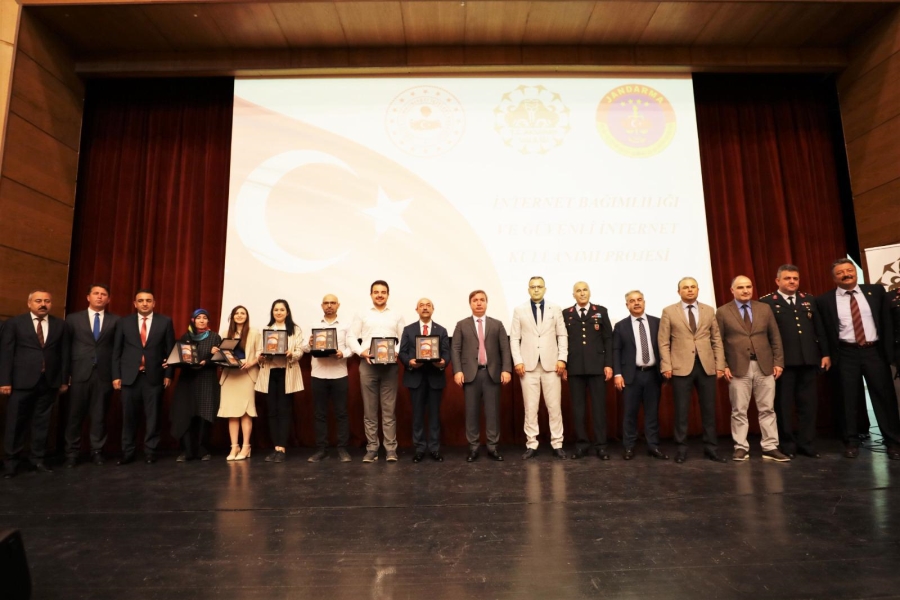 İnternet Bağımlılığı ve Güvenli İnternet Kullanımı Projesi