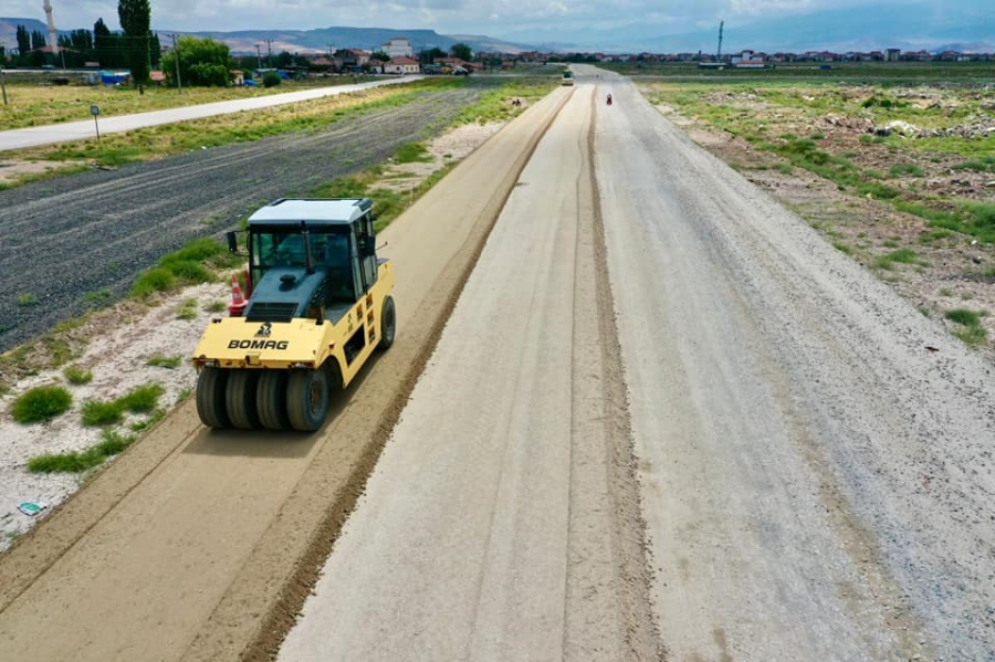 50 Metrelik Yeni Bulvarda Zemin İyileştirme Çalışmaları Devam Ediyor