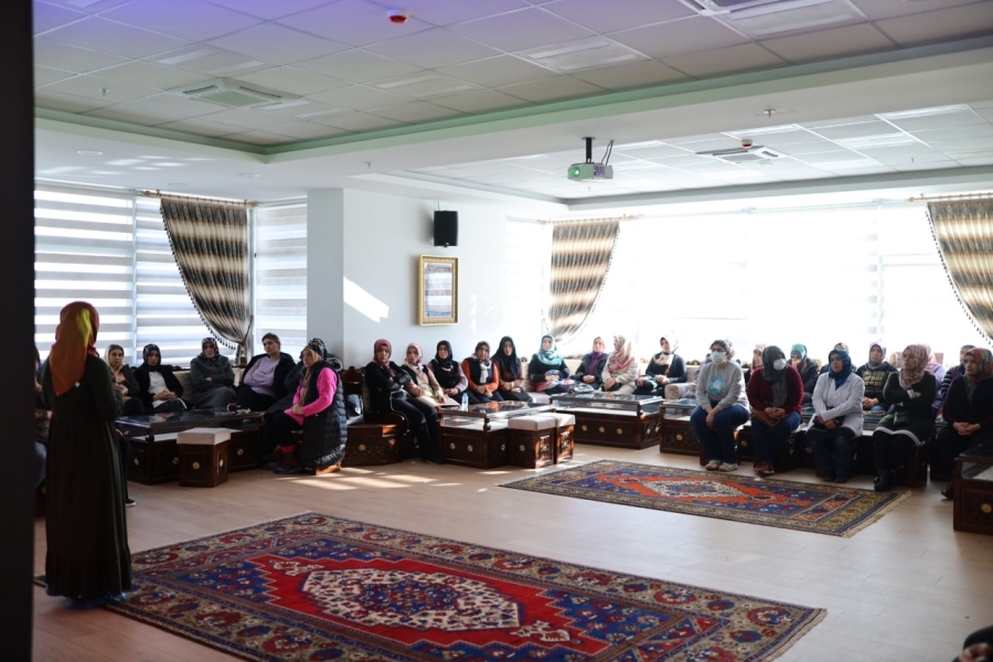 Aksaray Belediyesi Ve Ketem İş Birliğinde ‘Erken Teşhis Hayat Kurtarır’ Semineri Düzenlendi