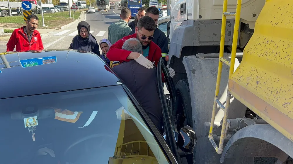 Aksaray'da meydana gelen trafik kazasında iki kişi yaralandı