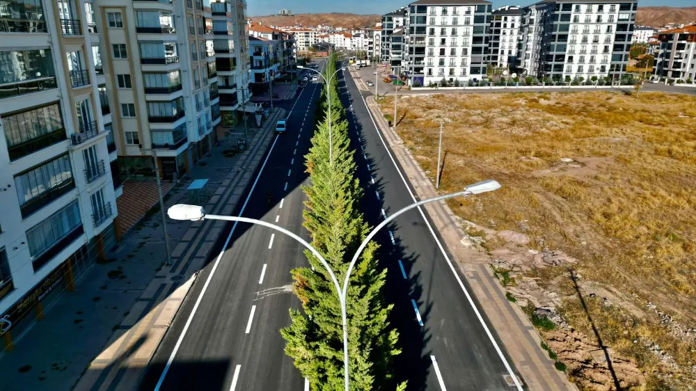 YENİ BULVAR VE YOLLAR AKSARAY’DA TRAFİĞİ RAHATLATIYOR