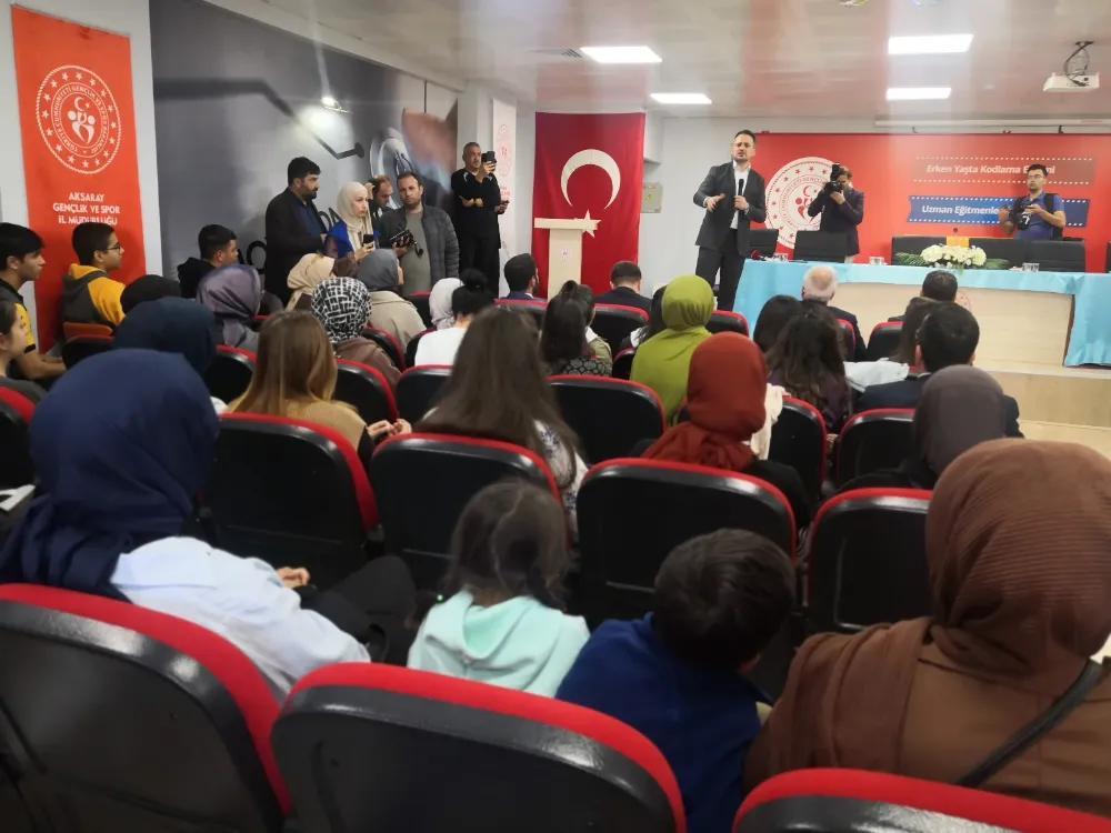 Gençlik ve Spor Bakan Yardımcısı Enes Eminoğlu bir dizi ziyaret ve gençlerle buluşmak için Aksaray’a geldi.