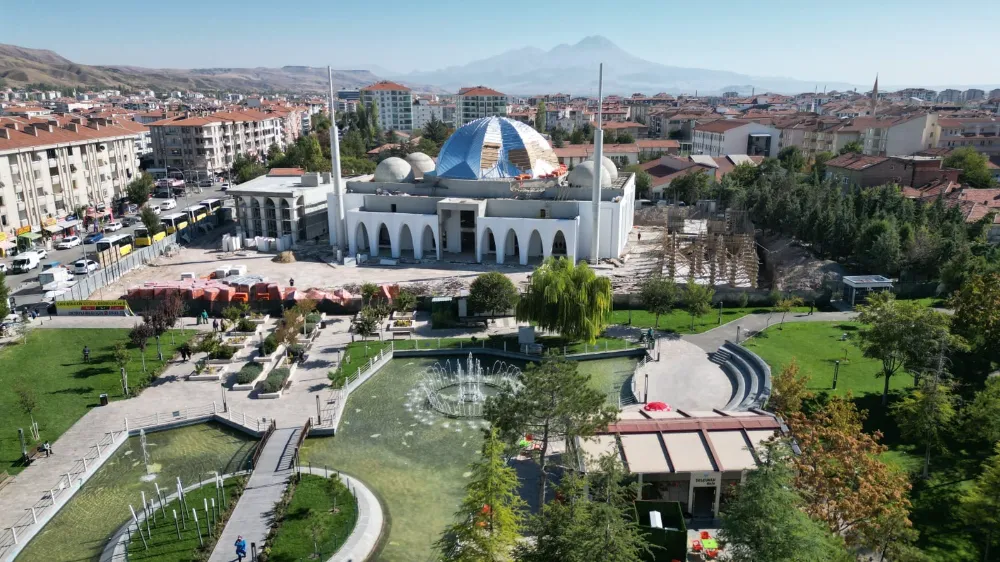 SELÇUKLU KÜLLİYE VE CAMİ PROJESİ HIZ KAZANDI
