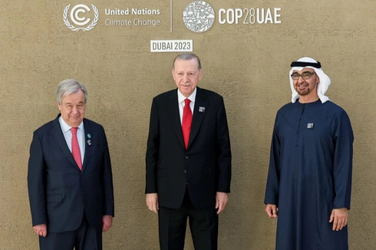 COP 28 Dubai'da başladı