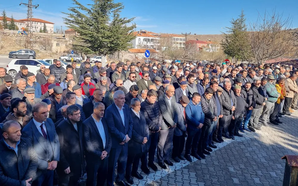 Saniye Karadal dualarla son yolculuğuna uğurlandı