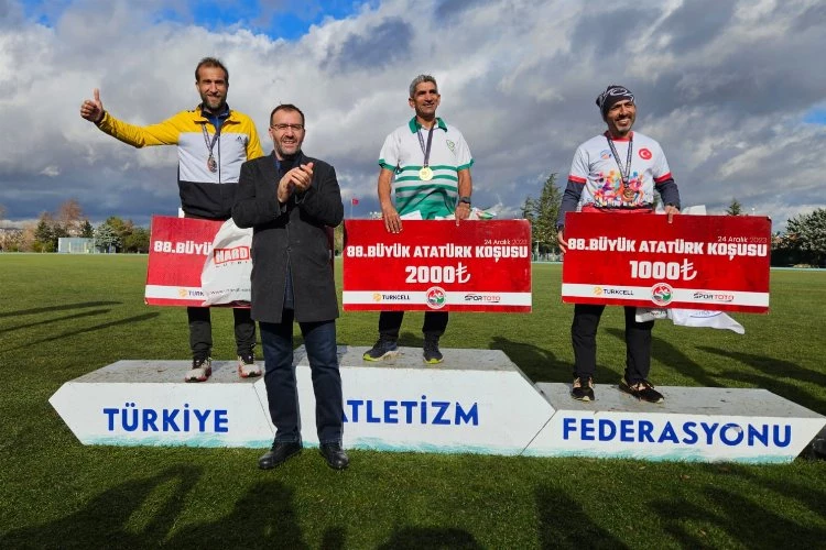 Manisalı atlet Ankara'dan madalyayla döndü