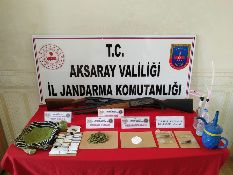 Aksaray'da uyuşturucu imalatı ve ticareti yapan 5 şahıs yakalandı