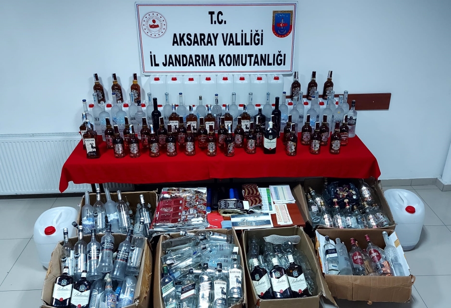 Aksaray'da Sahte İçki İmalatı ve Ticareti Yapan Şahıslara Operasyon Yapıldı