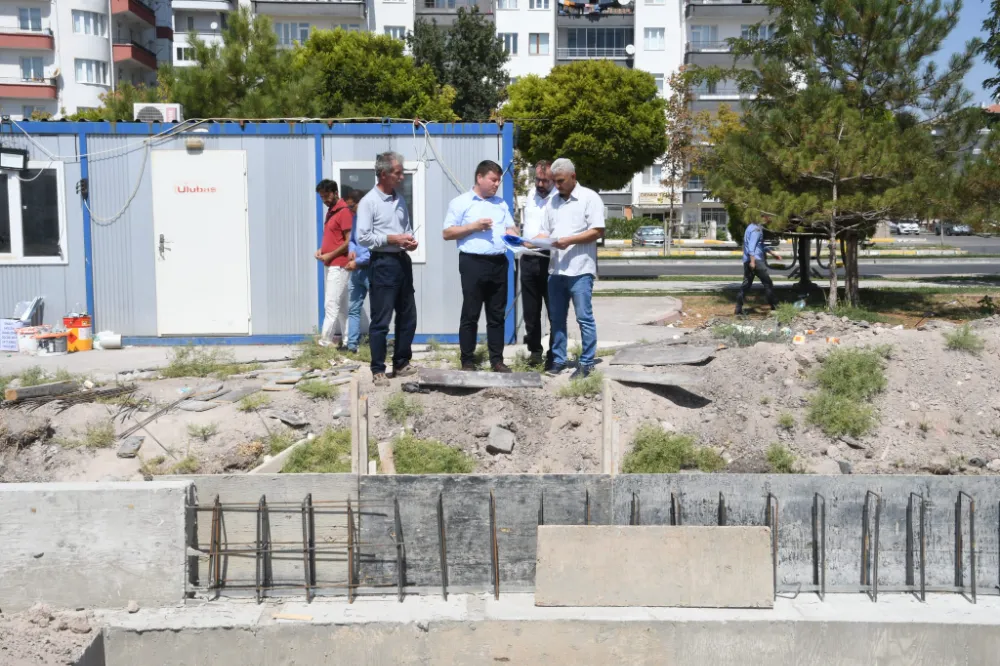 BAŞKAN DİNÇER FATİH ÇOCUK AKTİVİTE MERKEZİ İNŞAATINDA İNCELEMELERDE BULUNDU