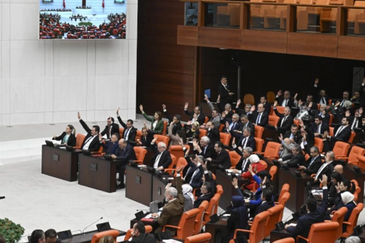 İsveç'in NATO'ya katılımına TBMM onayı