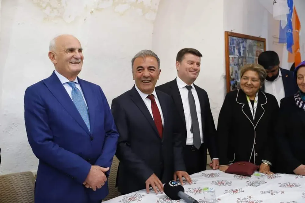 Güzelyurt’ta AK Parti'den Ünal Demircioğlu yeniden başkan seçildi