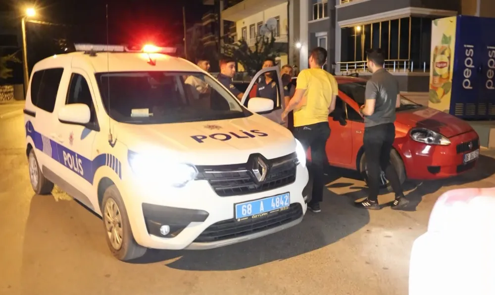 Aksaray Polisi Dur İhtarına Uymayan Ehliyetsiz Sürücüye 27 bin 460 TL Ceza yazdı