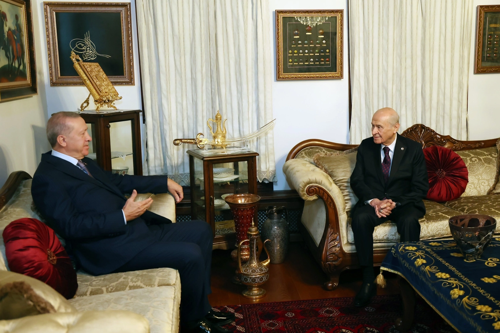 Cumhurbaşkanı Erdoğan’dan Bahçeli’ye ziyaret