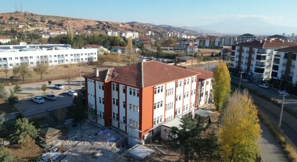 Sağlıkta dönüşüm devam ediyor; Eski Ağız ve Diş Sağlığı Merkezi 15 Hekimli Modern Aile Sağlığı Merkezi (ASB) oluyor