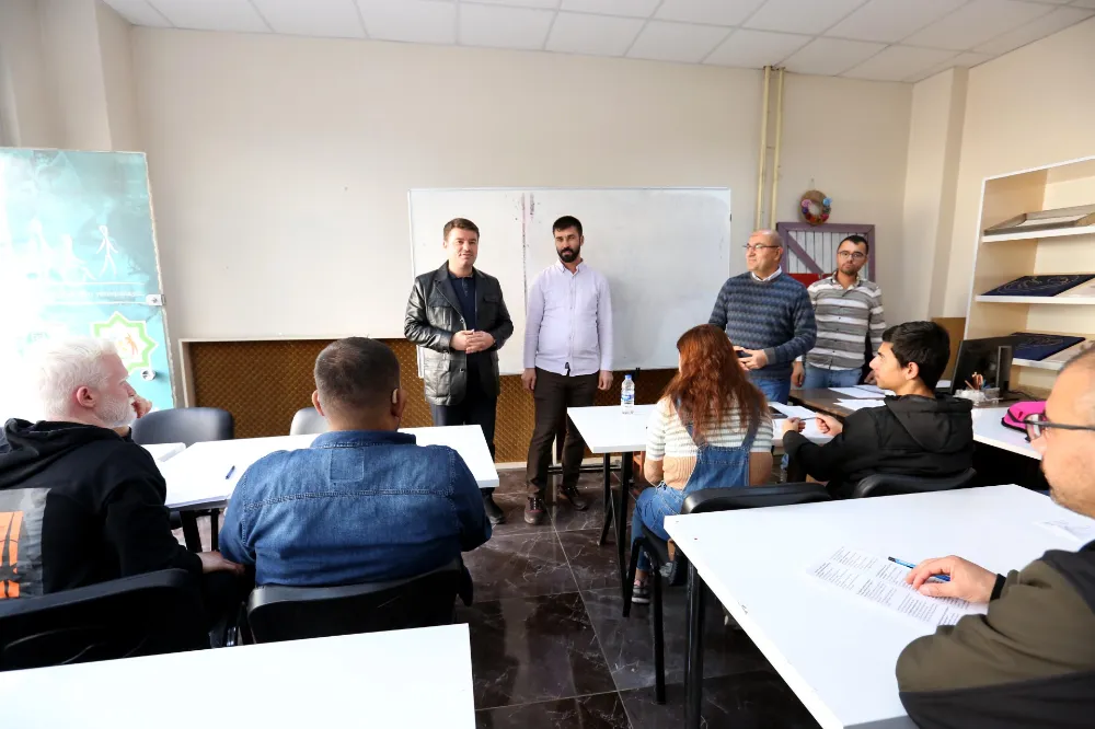 Aksaray'da Engellilere Özel EKPSS Kurslarında Büyük Başarı Elde Edildi