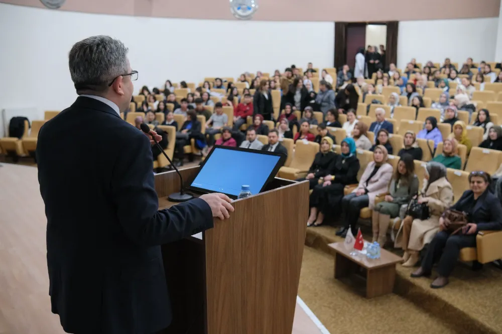 Aksaray’da “Doğal Olan Normal Doğum” Eğitim Programı Gerçekleştirildi
