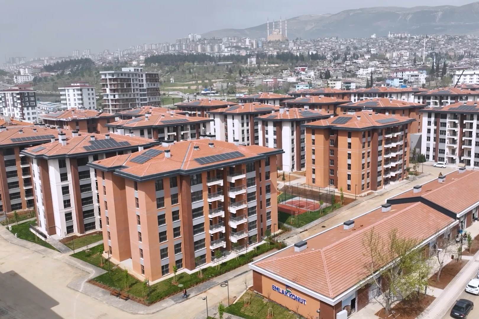 Bakan Kurum'dan 'Ebrar Sitesi' paylaşımı