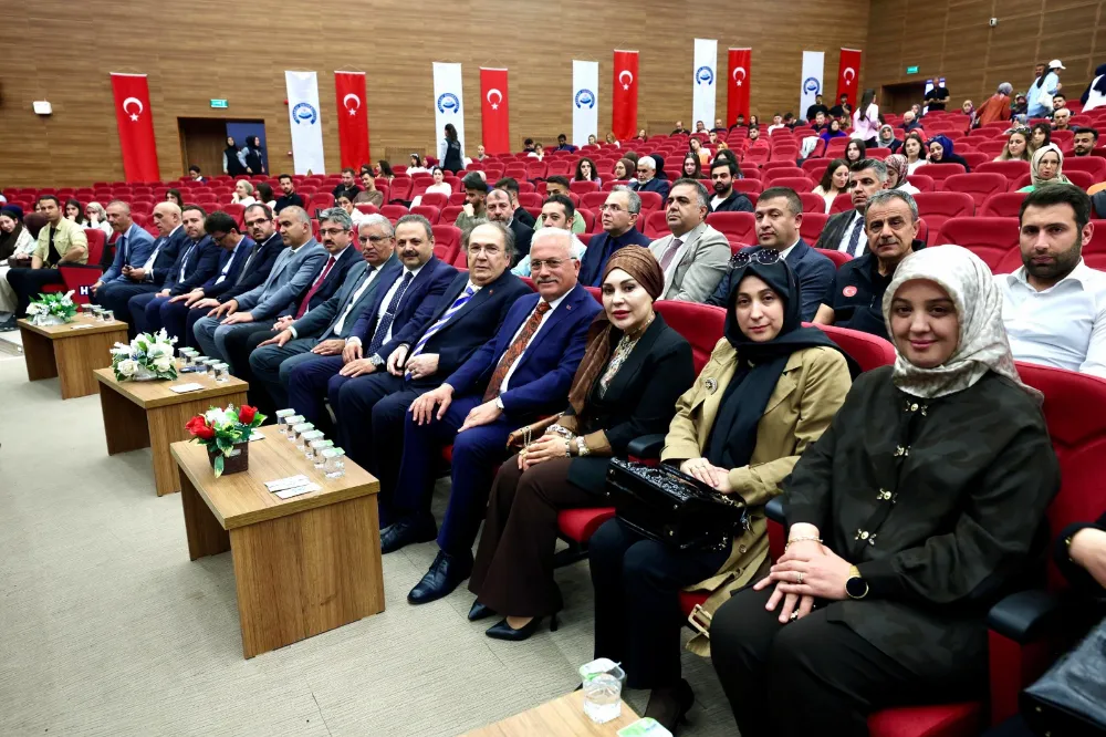 Saraçoğlu: Tuz Gölü doğal sağlık turizminde öncü olmalı