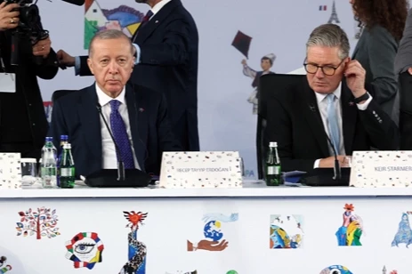 Cumhurbaşkanı Erdoğan Arnavutluk'ta... Zirveden barış çağrısı yaptı