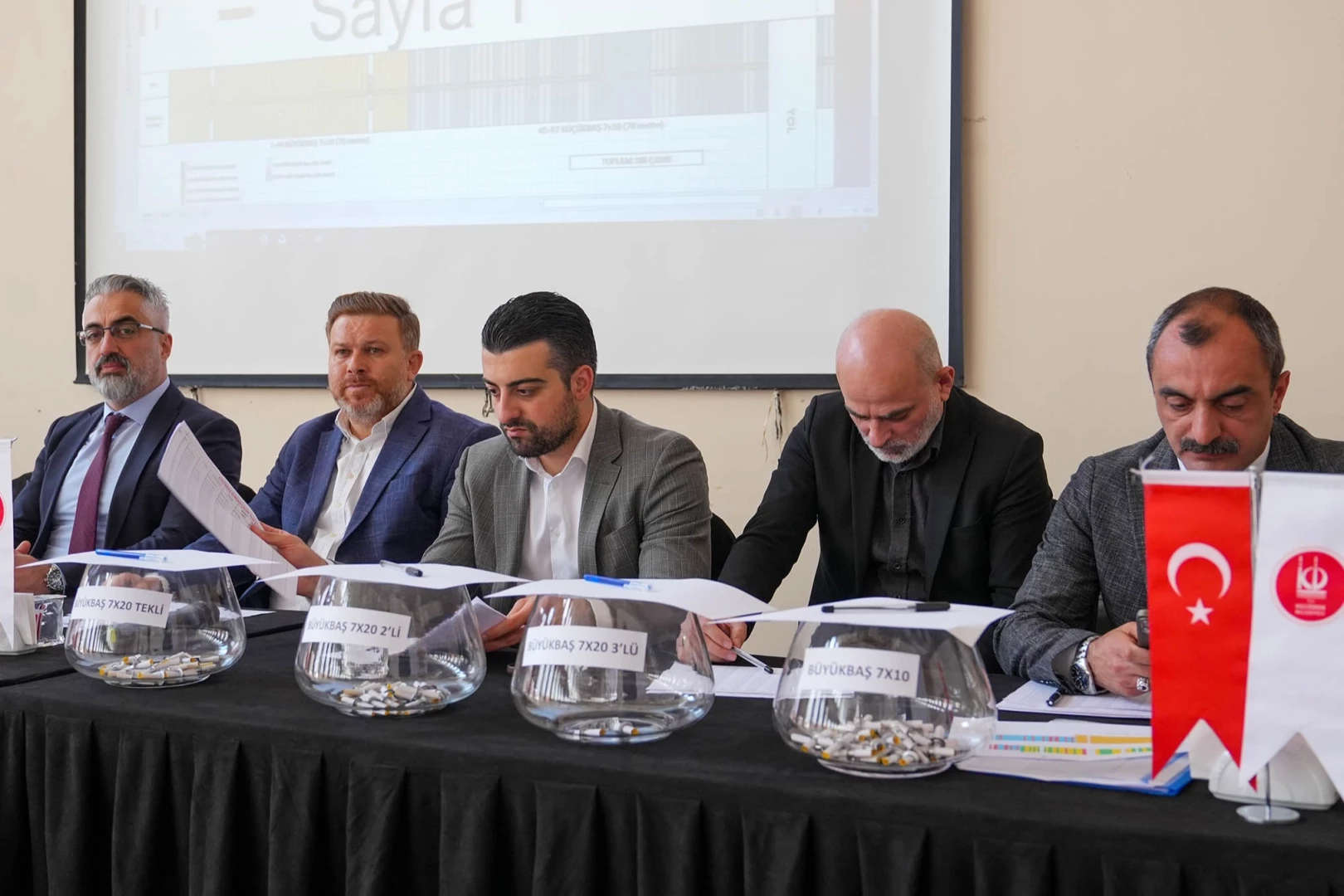 Ankara'da kurban satış yerleri kura ile belirlendi